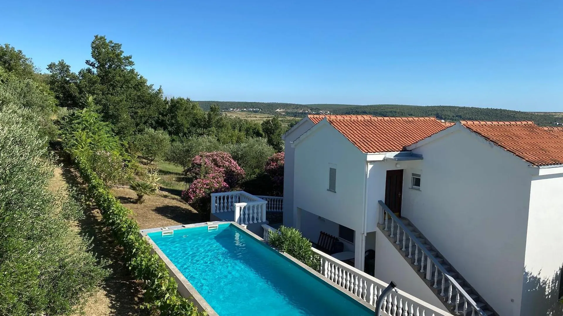 Wohnung Fuer 22 Personen Mit Aussicht Razanac 0*,  Croatia