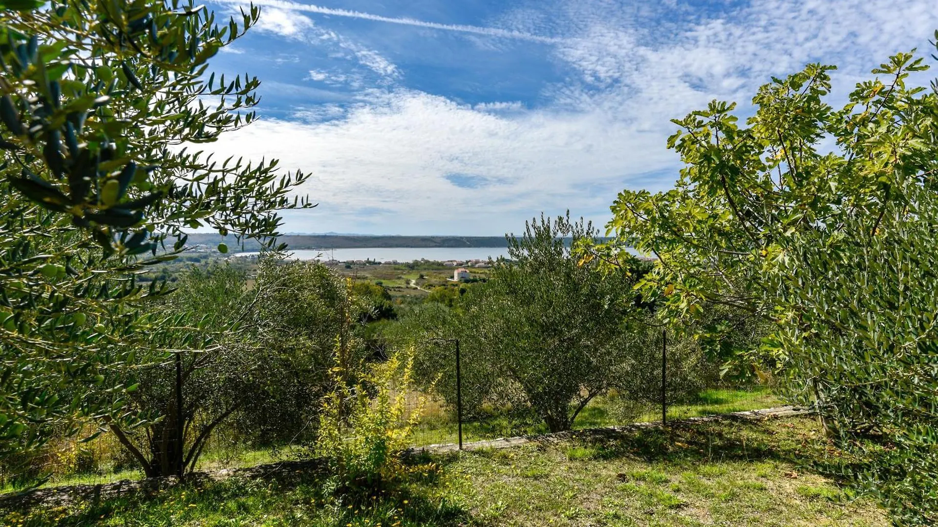 Wohnung Fuer 22 Personen Mit Aussicht Razanac Croatia